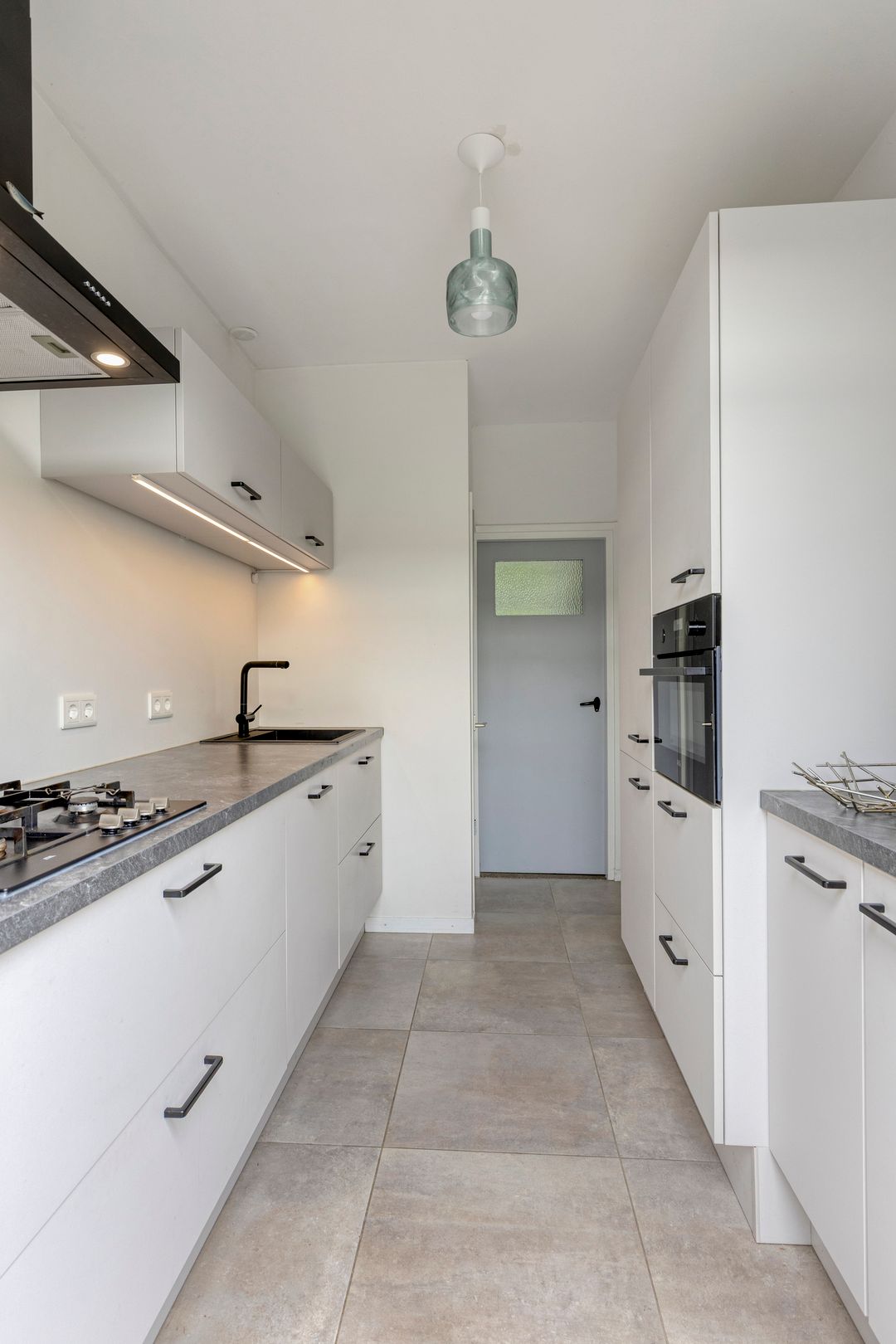 Photo 11 of Obrechtlaan 38