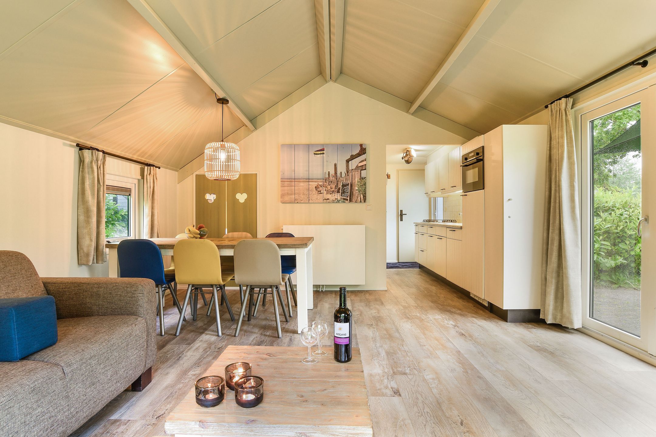 3-bedroom freehold villa in Midsland — photo 3 of 5