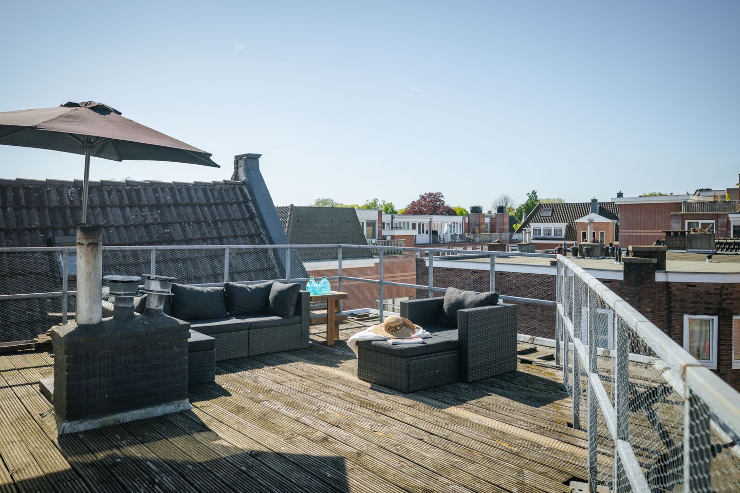 Charming corner apartment with three bedrooms and a spacious sunny roof terrace in the historic centre of Deventer — 19