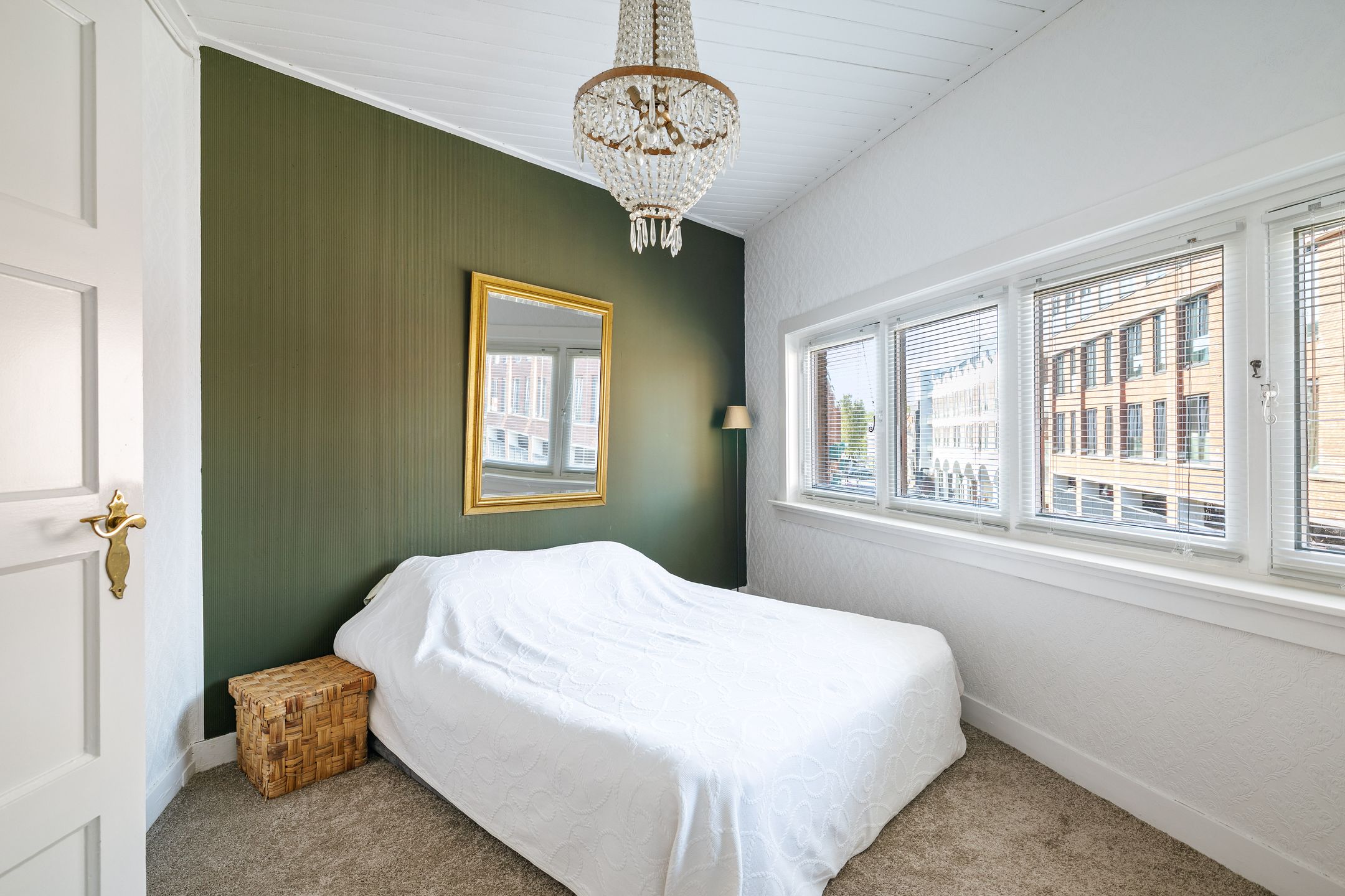 Charming corner apartment with three bedrooms and a spacious sunny roof terrace in the historic centre of Deventer — 12