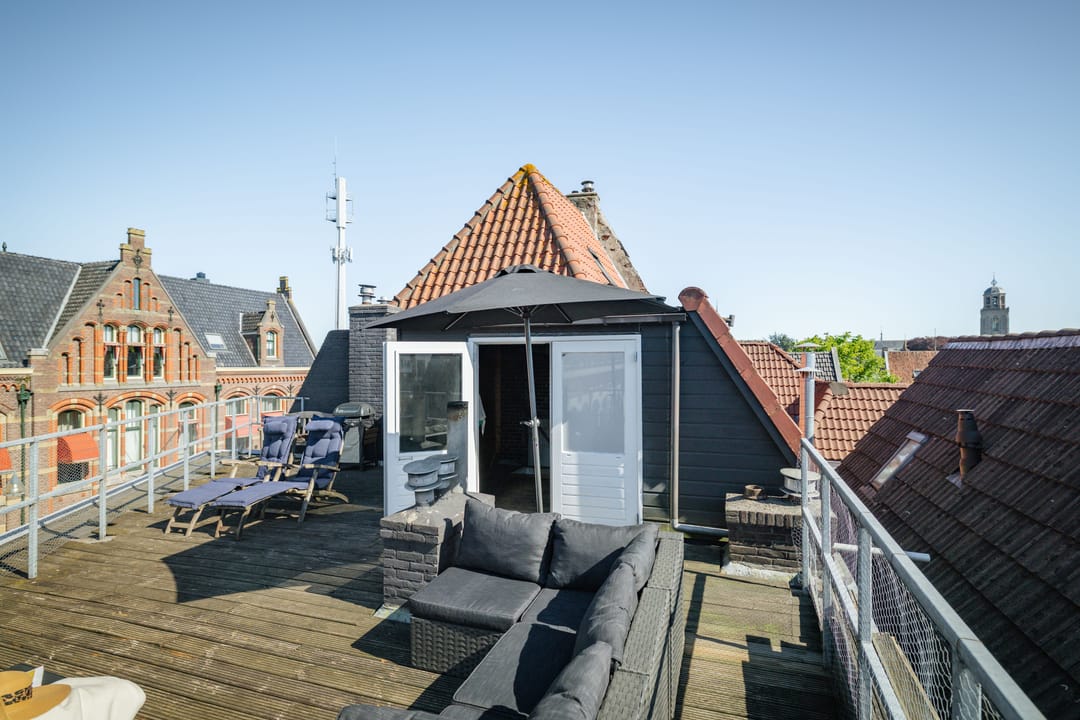 Charming corner apartment with three bedrooms and a spacious sunny roof terrace in the historic centre of Deventer — 16