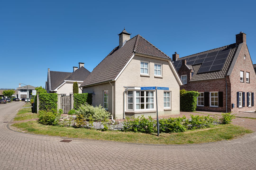 Foto 43 van Pater Thijssenstraat 11