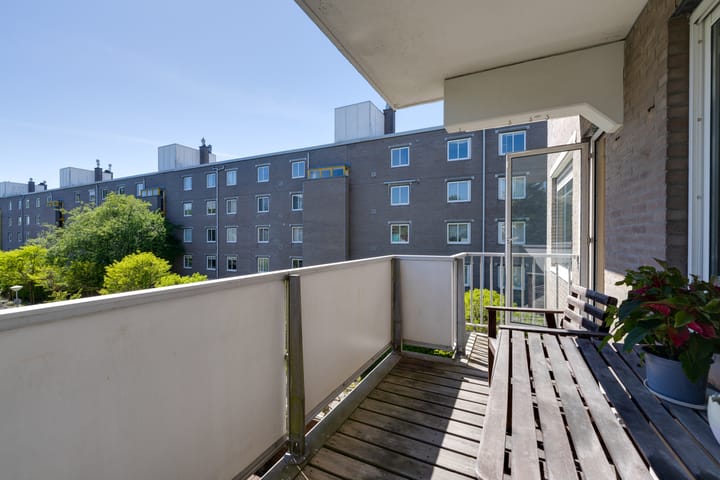 Photo 3 of Arent Janszoon Ernststraat 271