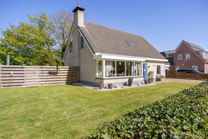 Vrijstaande woning te koop: A S Talmalaan 32, Marum