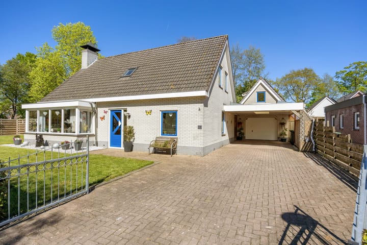 Vrijstaande woning te koop: A S Talmalaan 32, Marum
