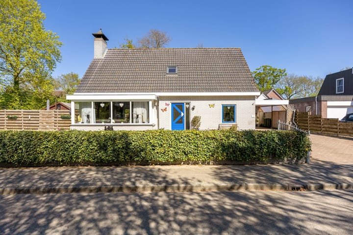 Vrijstaande woning te koop: A S Talmalaan 32, Marum