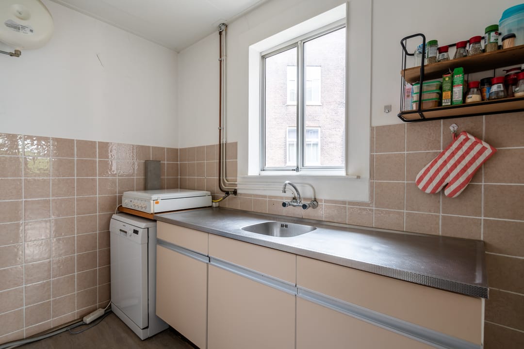 Photo 16 of Van Reigersbergenstraat 85-2