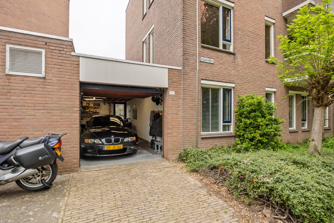 Ground floor apartment with garden and garage in historic Gorinchem city center — 23