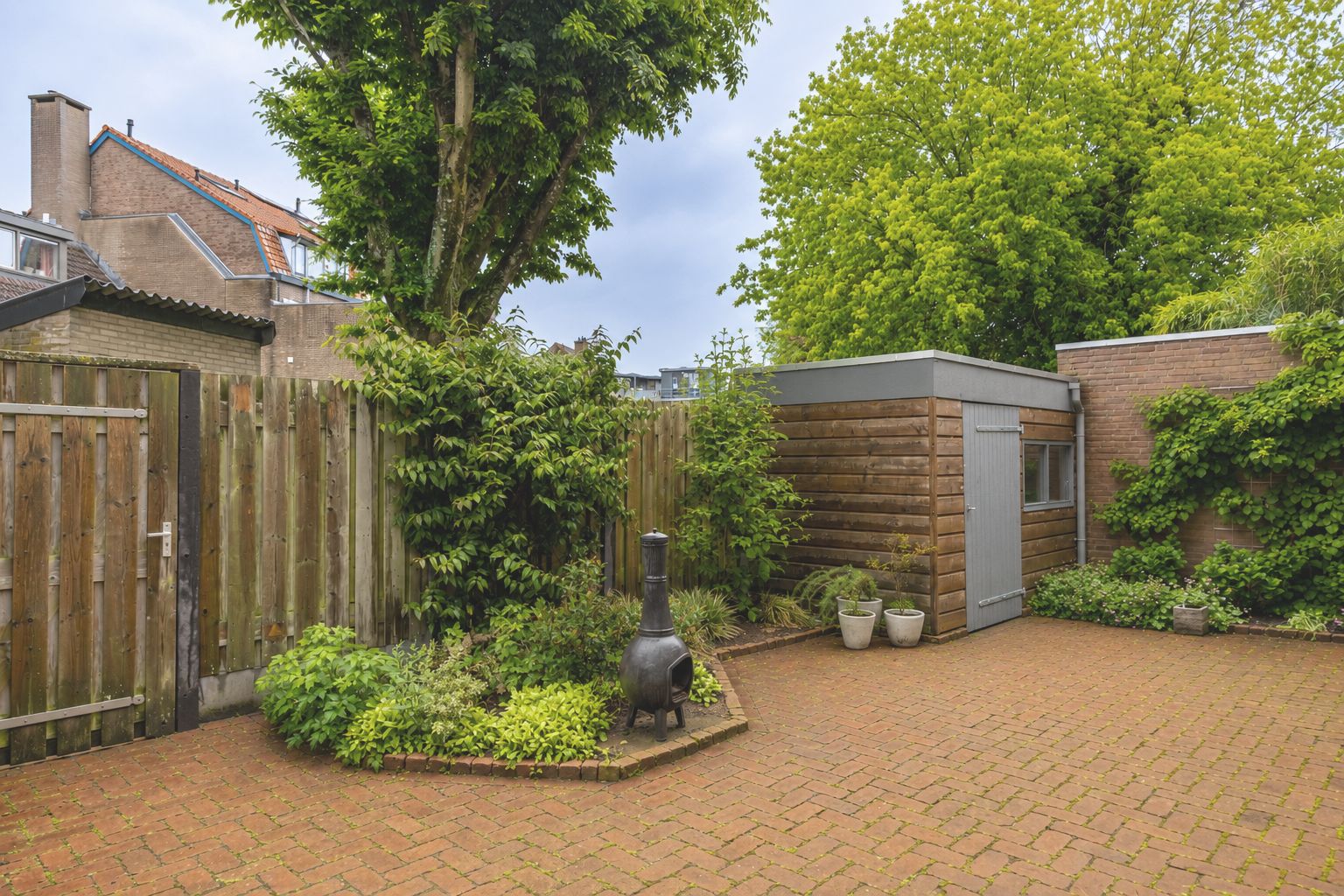 Ground floor apartment with garden and garage in historic Gorinchem city center — 15