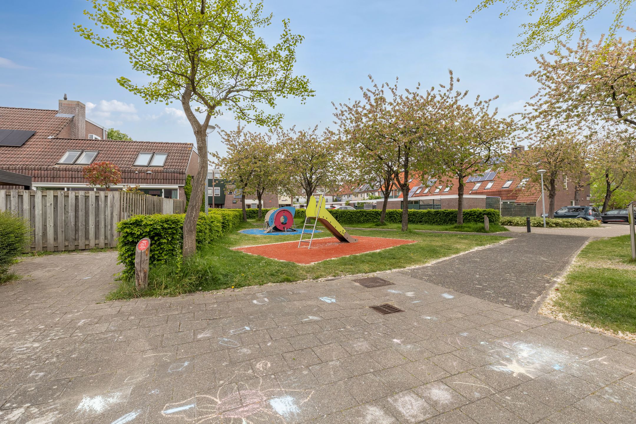 Foto 42 van Houtduifstraat 24