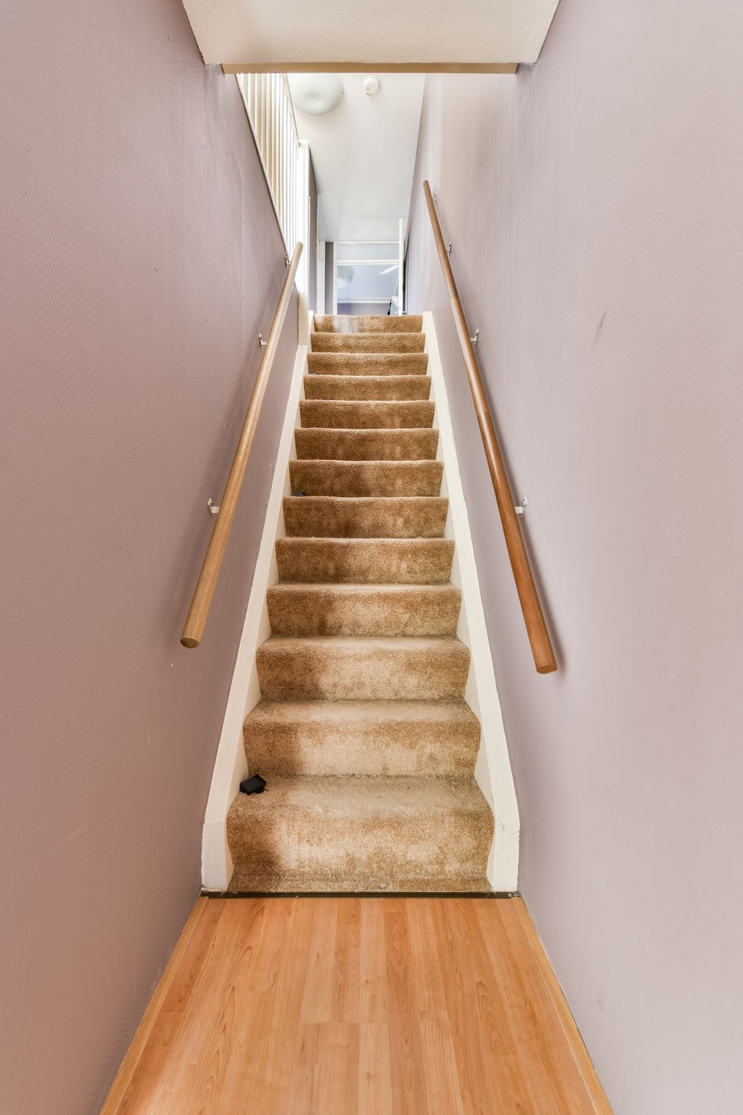 Spacious Maisonette with Balcony and Private Parking in Den Haag Lage Veld — 17
