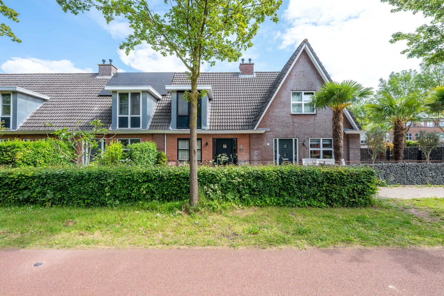 Charming Terraced House with Sunny Garden in Houten Near Station and Amenities — 25