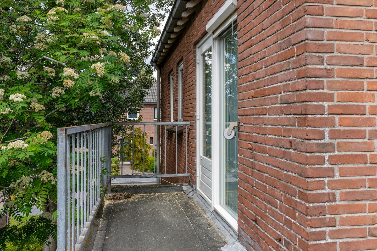 Foto 40 van Burgemeester Harmen Geerts Reinenstraat 2