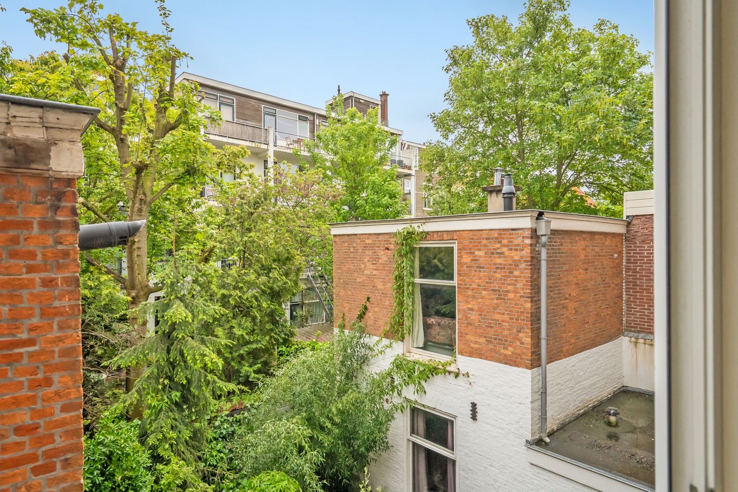 Photo 20 of Hugo de Grootstraat 54