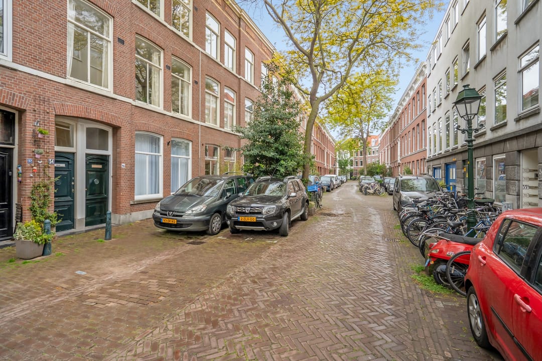 Photo 22 of Hugo de Grootstraat 54