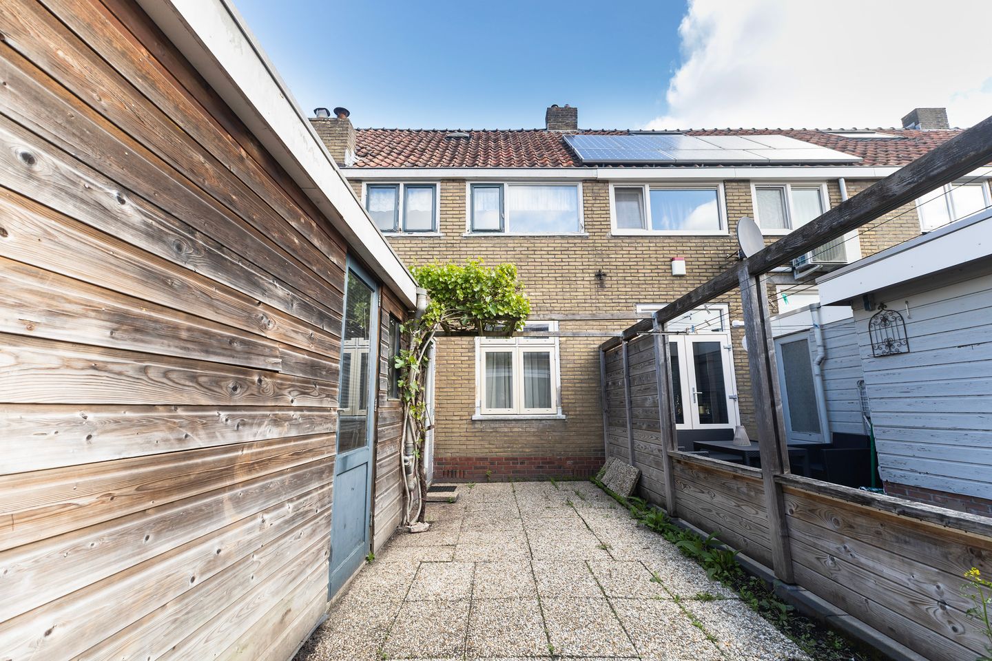 Photo 14 of Cornelis Frederiksstraat 41