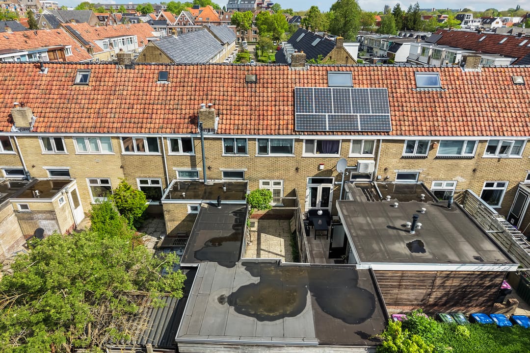 Photo 23 of Cornelis Frederiksstraat 41