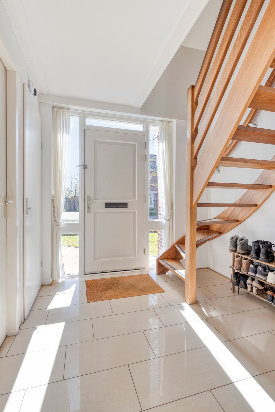 Photo 7 of Veldbloemstraat 10