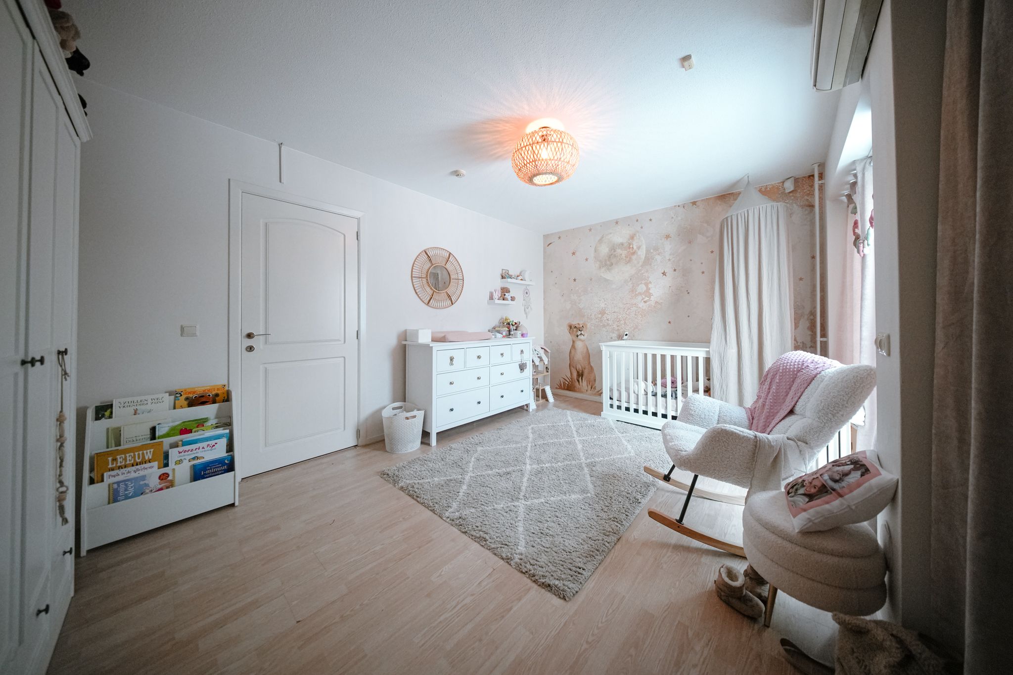 Spacious Upper Floor Apartment with Rooftop Terrace on Uden Business Park — 15