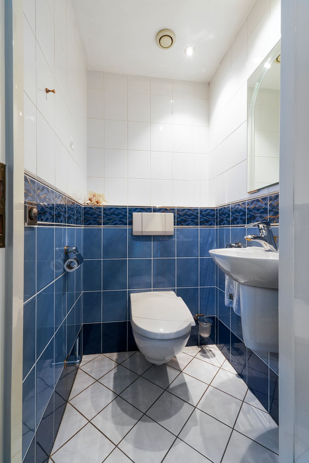Photo 47 of van Brederodelaan 5
