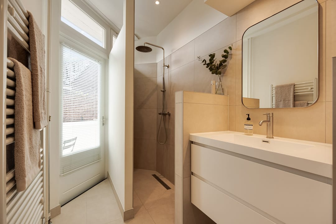 Photo 31 of Mgr. Prinsenstraat 59-A