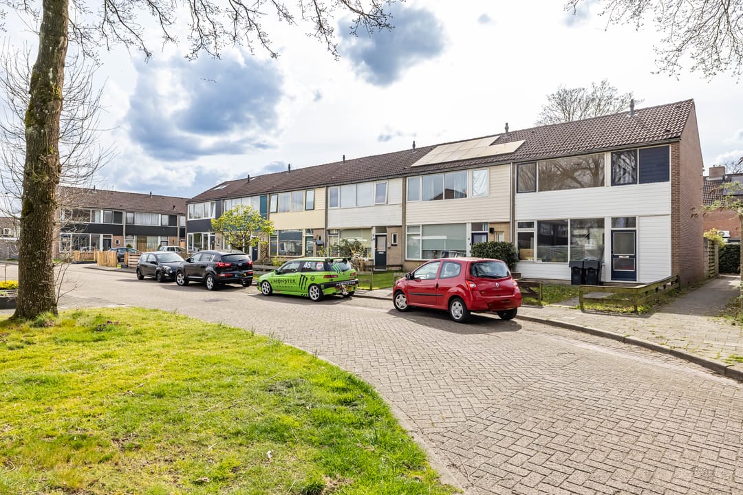 Photo 7 of Zwaluwstraat 10