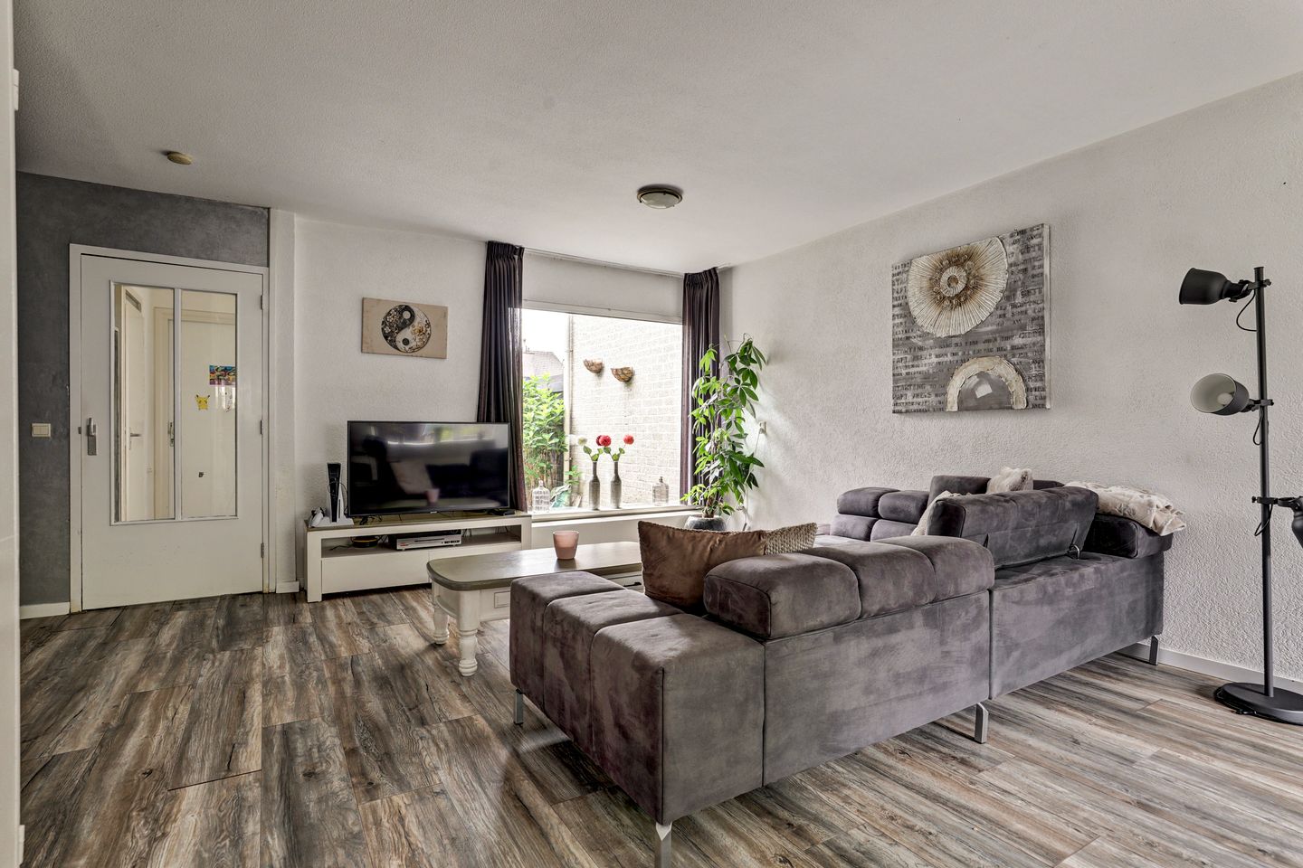 Photo 10 of Swammerdamstraat 37