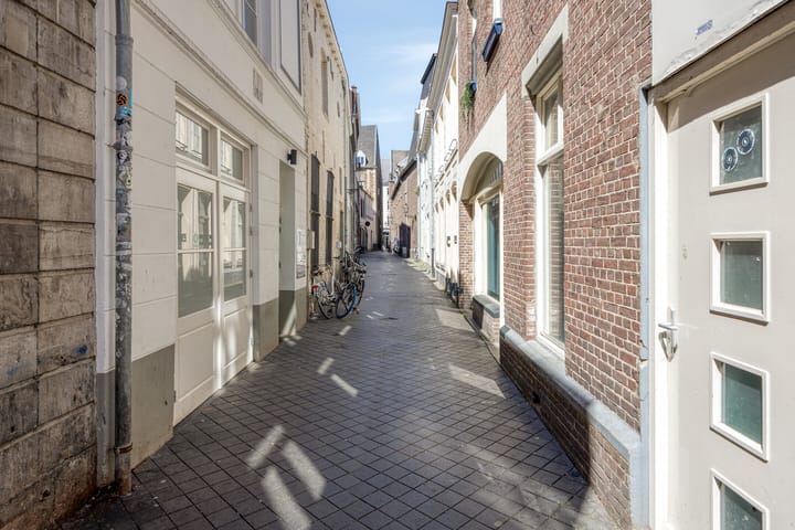 Foto 3 van Leliestraat 24-B01