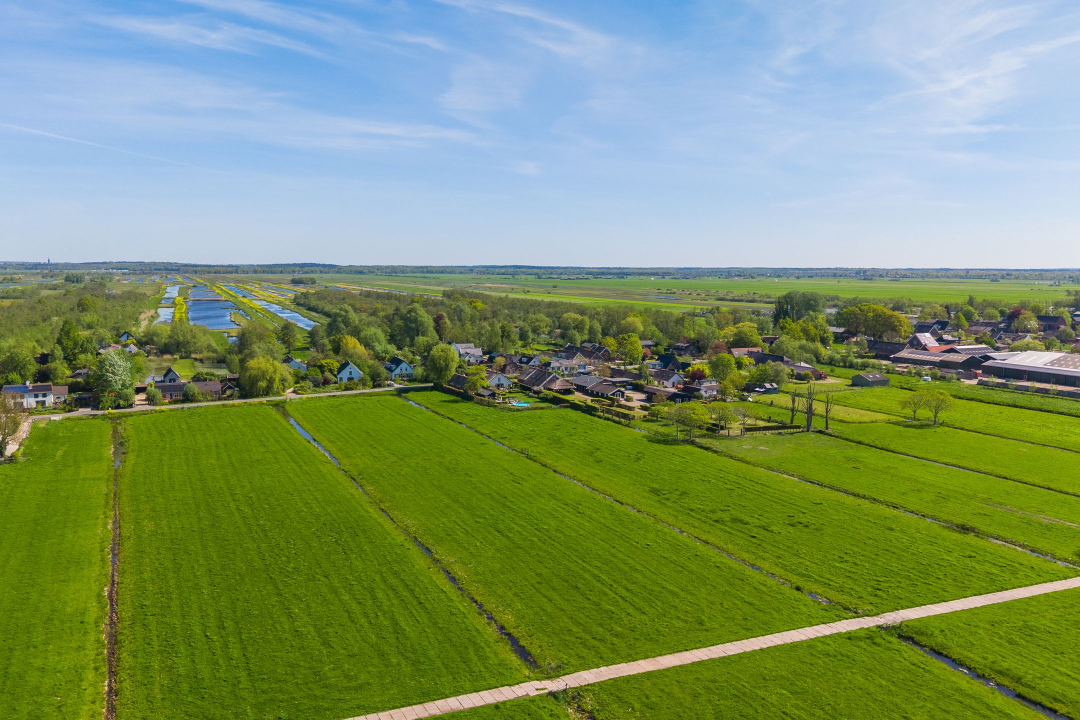 Spacious Thatched Farmhouse with Dom Tower Views in Westbroek — 48