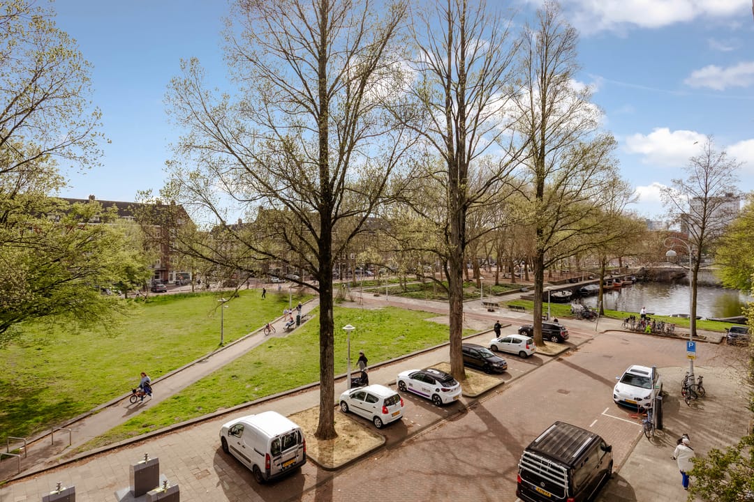 Photo 23 of Albert Neuhuysstraat 34-2