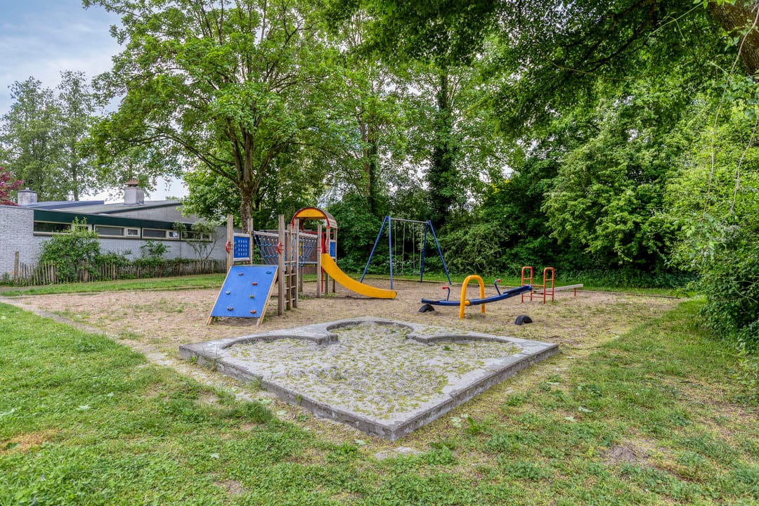 Photo 37 of Weerdslag 101