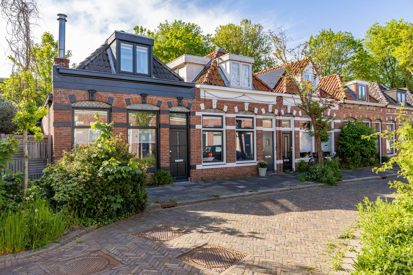 Foto 1 van Eerste Spoorstraat 2