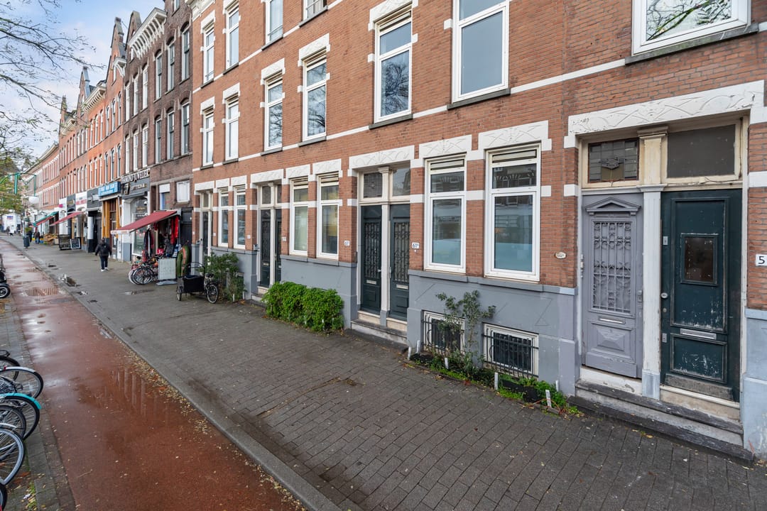 Charming Ground Floor Apartment with Private Garden in Middelland Rotterdam — 23
