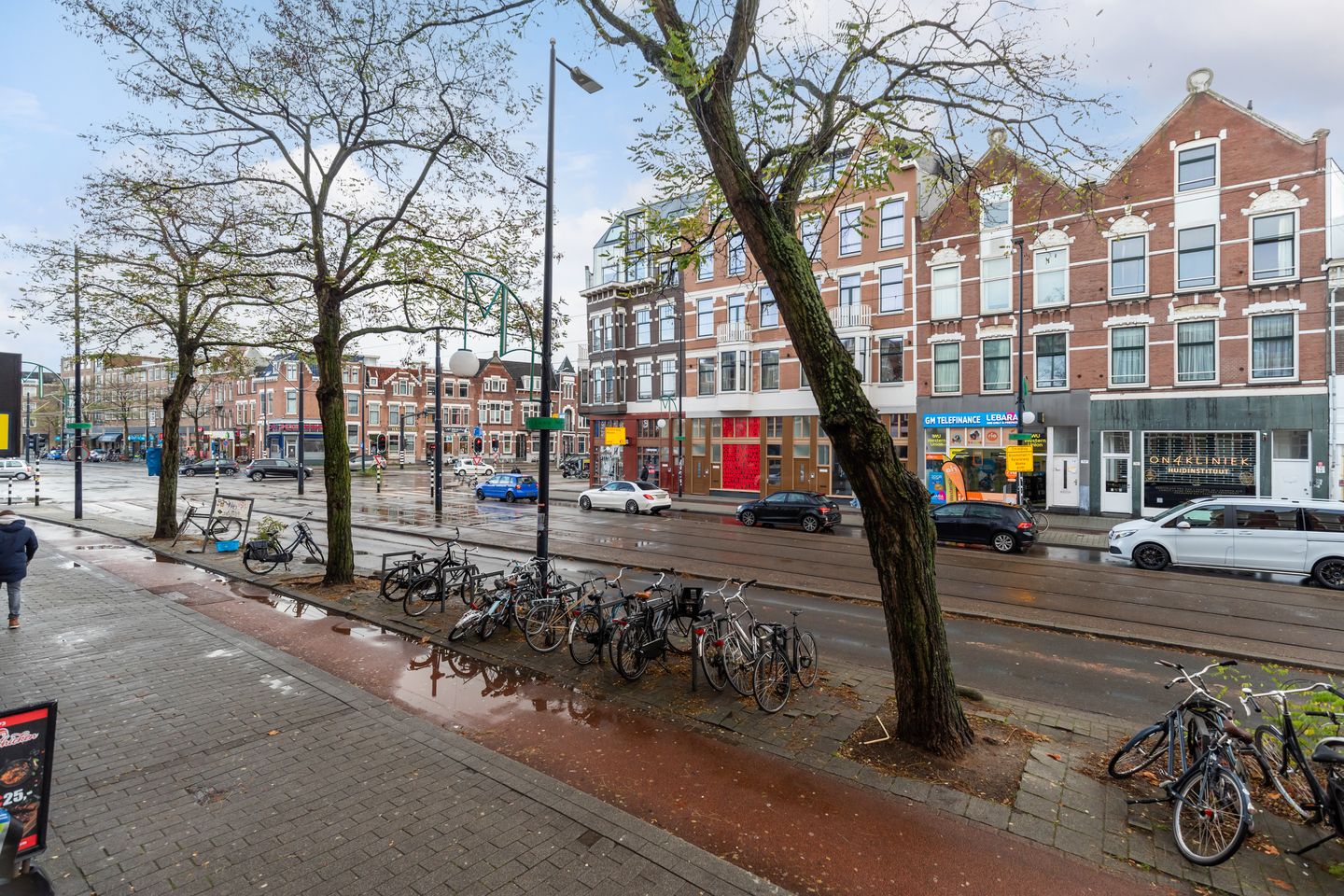 Charming Ground Floor Apartment with Private Garden in Middelland Rotterdam — 19