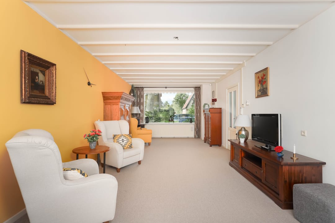 Spacious semi-detached house with six rooms, large garden and garage in Maarssen-Dorp — 8