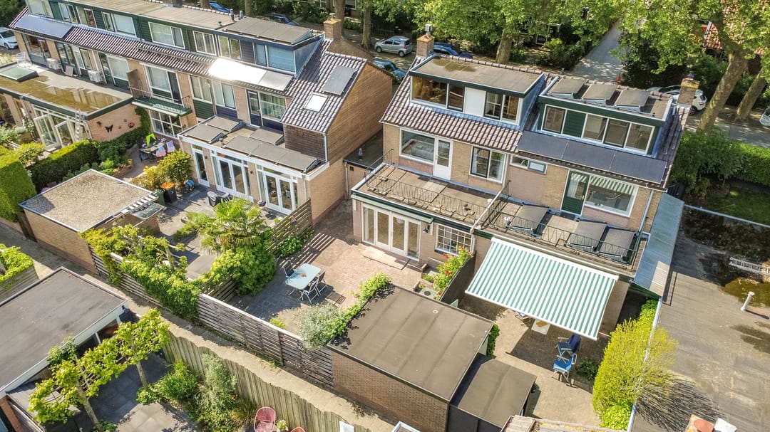 Spacious semi-detached house with six rooms, large garden and garage in Maarssen-Dorp — 46