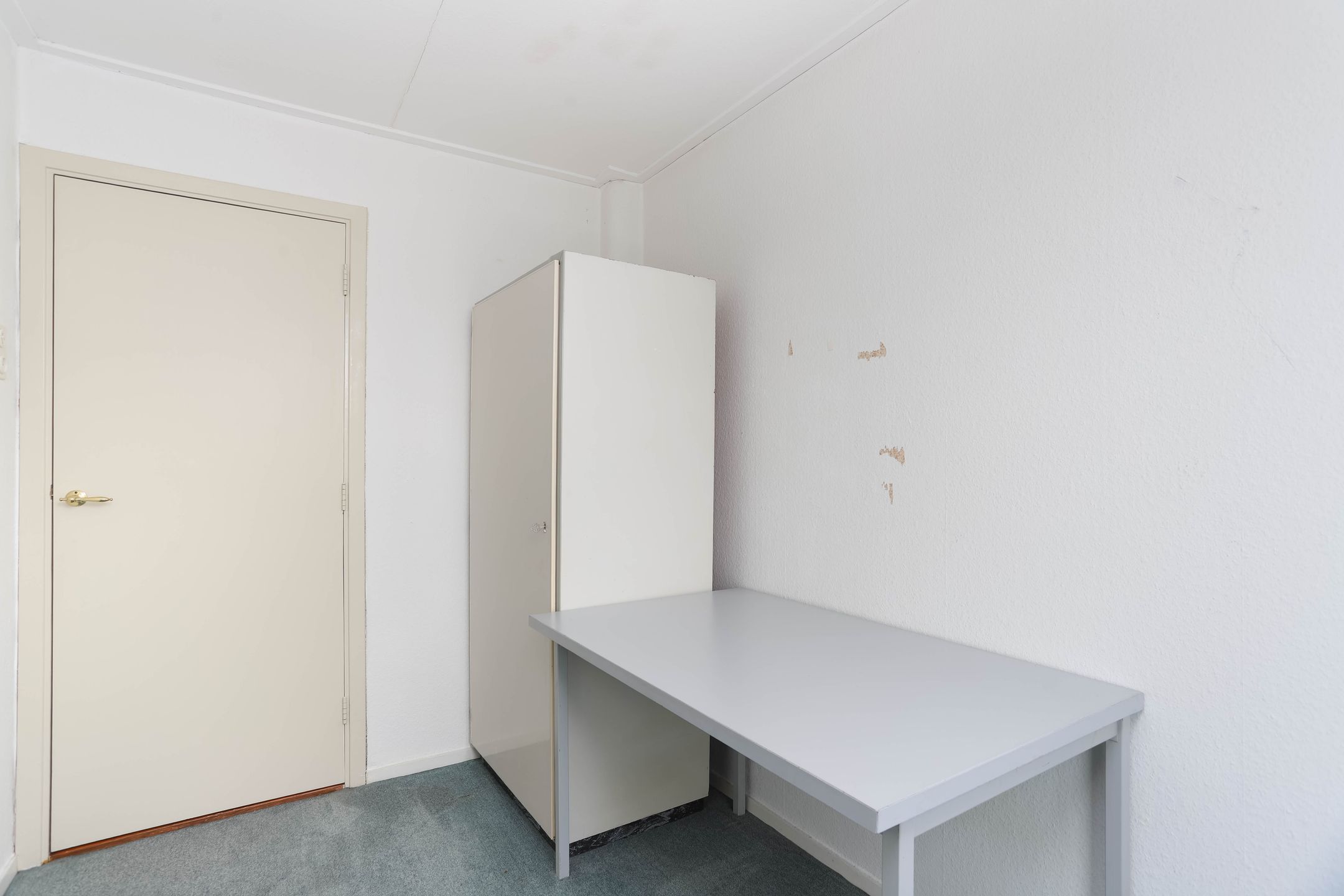 Spacious semi-detached house with six rooms, large garden and garage in Maarssen-Dorp — 30