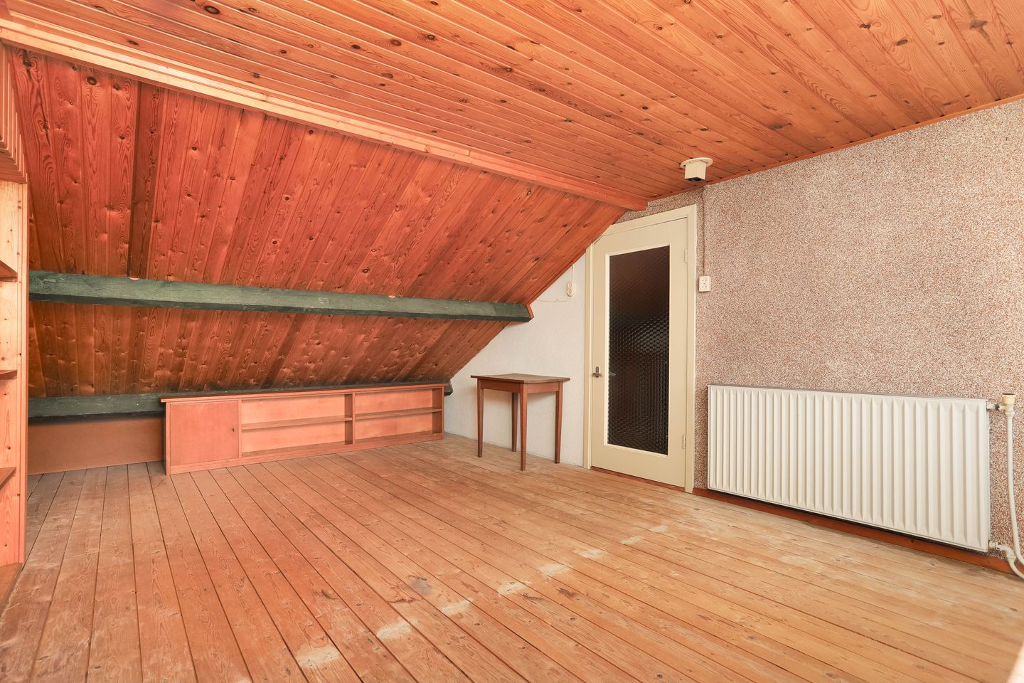 Spacious semi-detached house with six rooms, large garden and garage in Maarssen-Dorp — 34