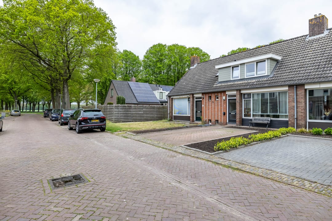 Photo 8 of Wielewaalstraat 10