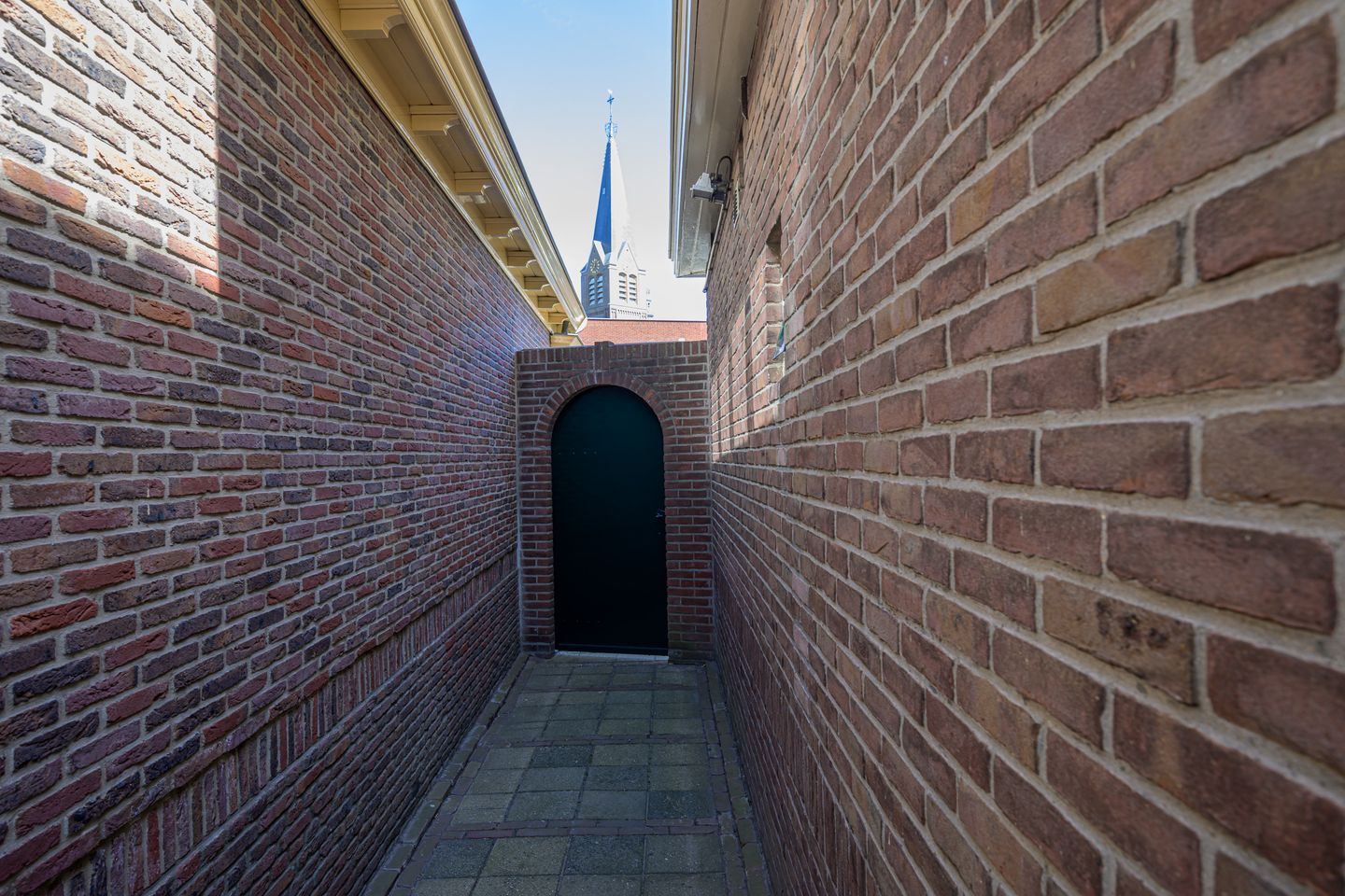 Photo 35 of Burgemeester Schoutsenstraat 22