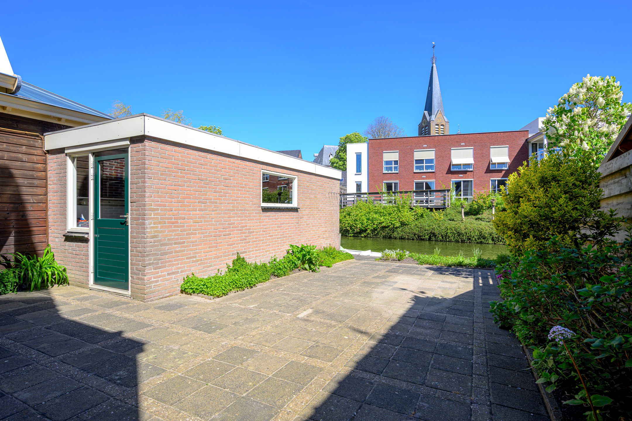 Photo 27 of Burgemeester Schoutsenstraat 22