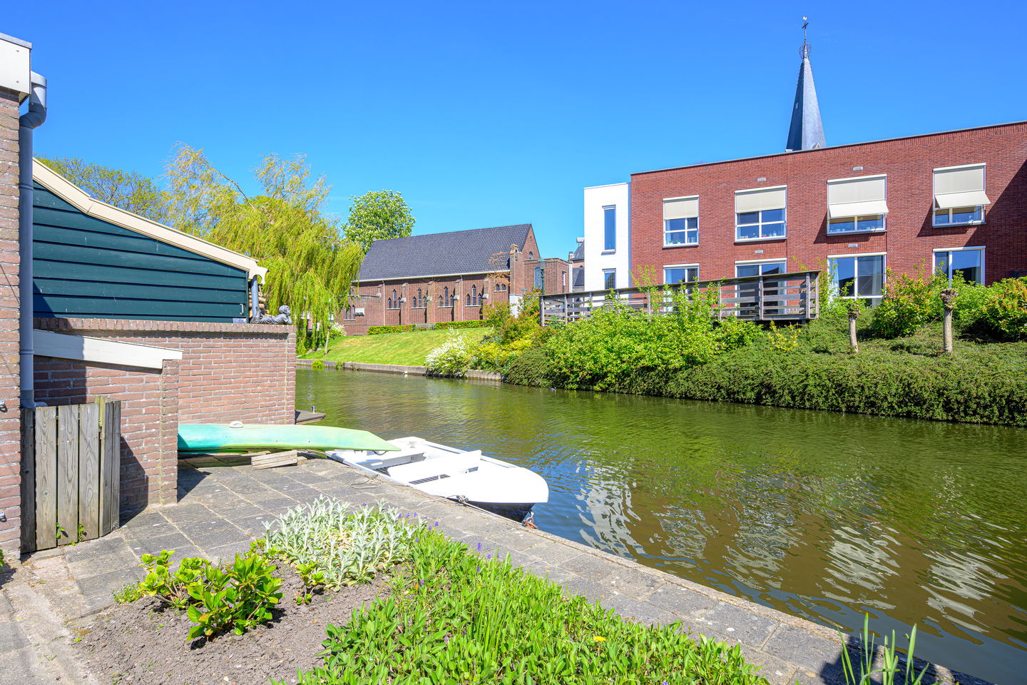 Photo 29 of Burgemeester Schoutsenstraat 22