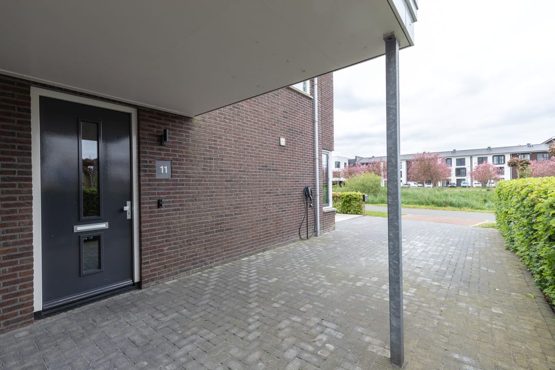 Photo 41 of Kumastraat 11