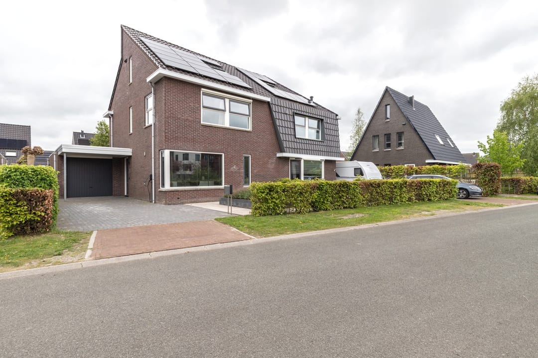 Photo 8 of Kumastraat 11