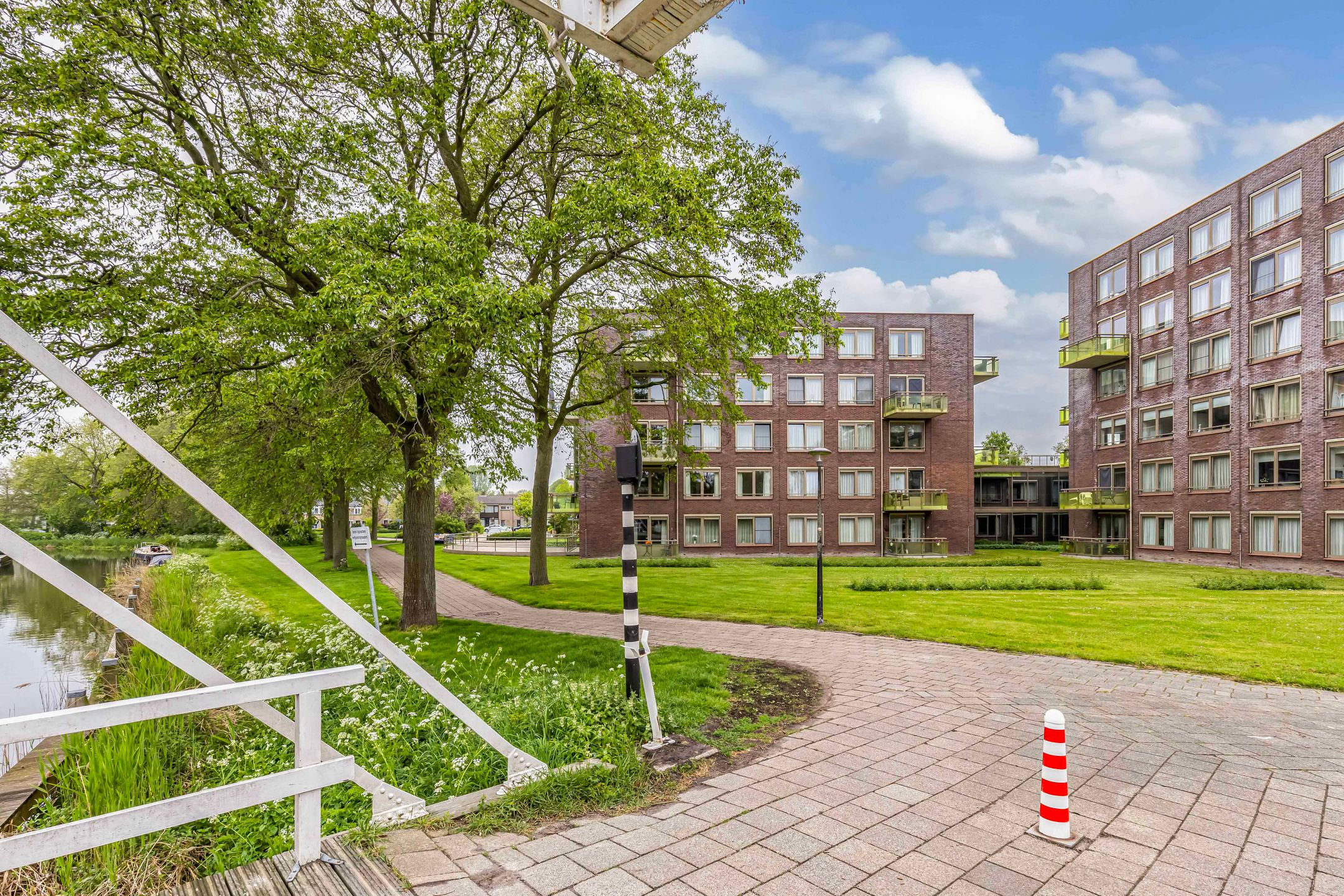 Photo 54 of P.A. Bruinsmastraat 32-F