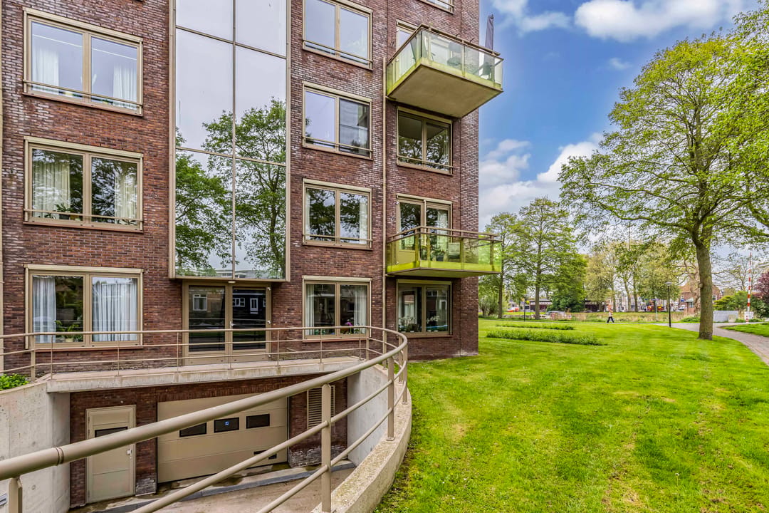 Photo 41 of P.A. Bruinsmastraat 32-F