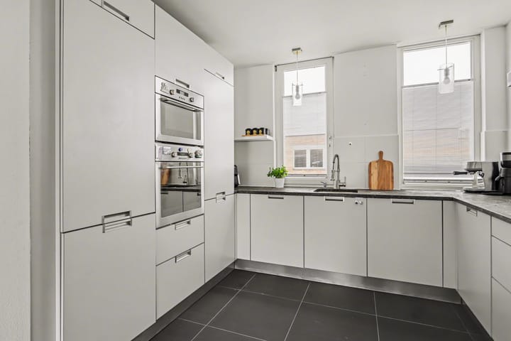 Foto 4 van Benatzkystraat 20