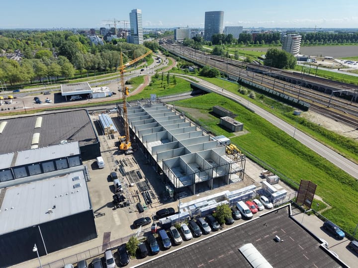 Parellaan, Hoofddorp