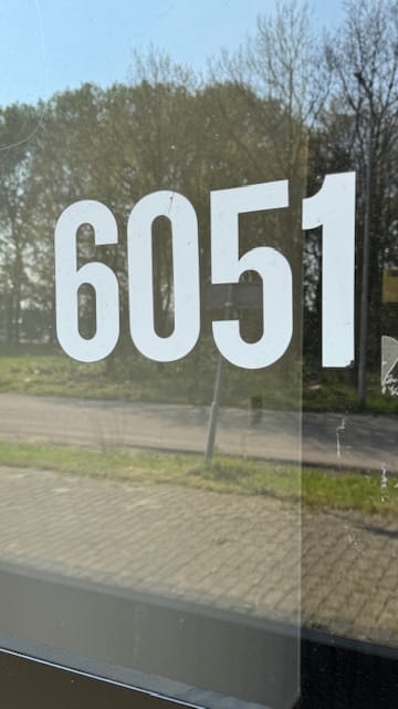 Bekijk foto 2 van Hazeldonk 6051