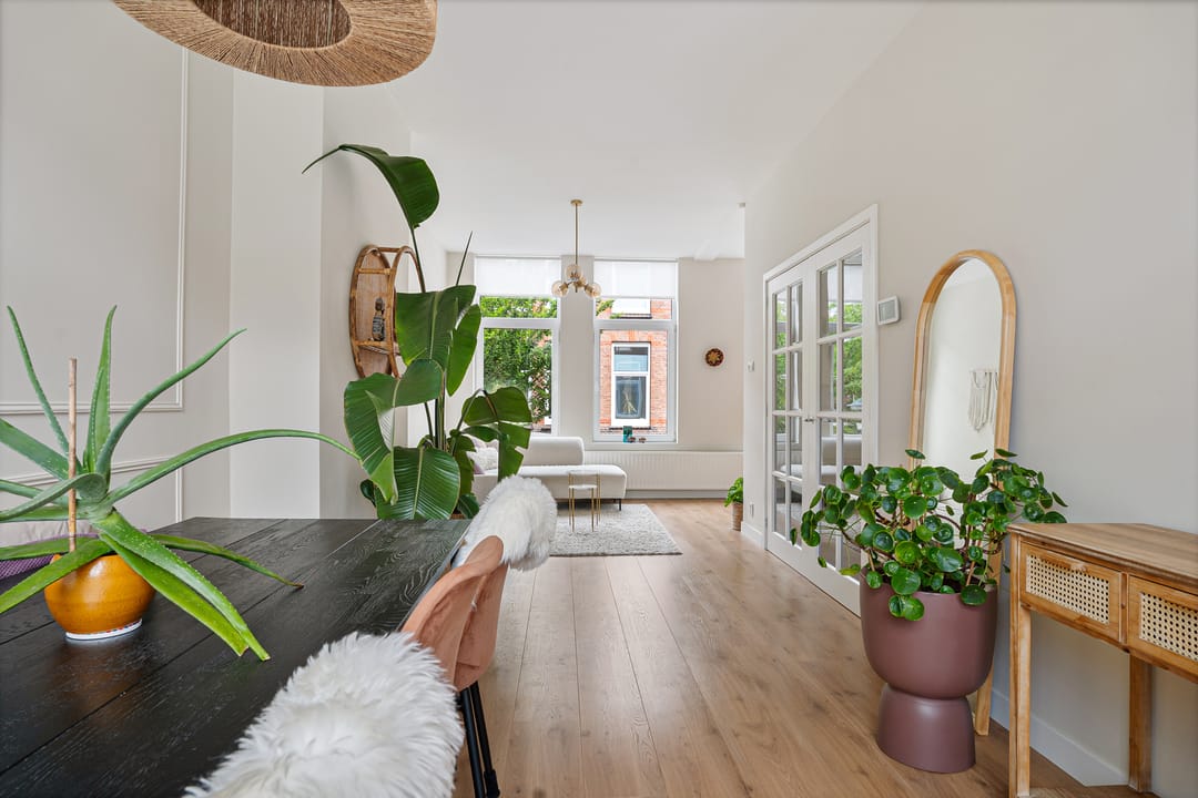 Foto 16 van Govert Bidloostraat 52